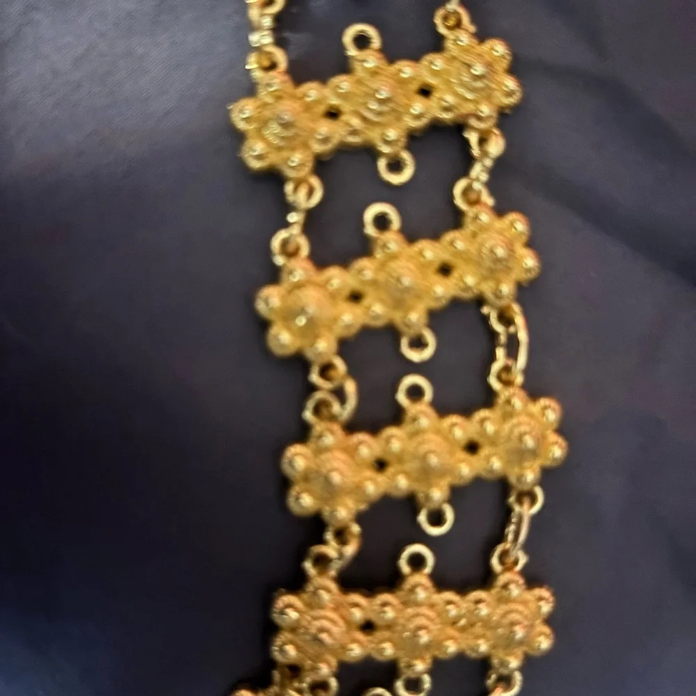 Elegant Gold-plated ladies Belt 40” in long and adjustable